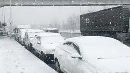 İstanbul'da okullar bugün kar nedeniyle 1 gün tatil edildi