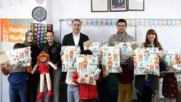 Çankaya Belediyesi Karataş'ta çocuklara bayram hediyesi dağıttı