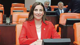 Evrim Rızvanoğlu: Türkiye'nin yapay zekada dijital bağımsızlık için strateji geliştirmesi şart!