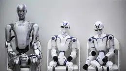 Çinli Unitree’den yüksek hızlı insansı robot: 2 metre zıplayabiliyor