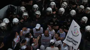Öğretmenlerden hak talebi: Mülakat mağdurları gözaltına alındı, destek büyüyor!