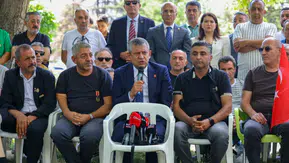 Özgür Özel, şehit yakınları ve gazilere destek ziyaretinde bulundu