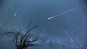 12 Ağustos'ta ne olacak? 2026 Güneş tutulması, Perseid meteor yağmuru ve “yer çekimi” iddiasının gerçeği