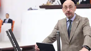 İYİ Partili Uğur Poyraz: "Hukuku eğip bükerek iktidar korunmaz, sadece çürüme hızlanır"