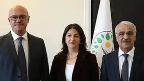 DEM Parti'den Erdoğan'ın Yeniden Adaylığına Şartlı Destek Sinyali: Cengiz Çandar Anayasa Değişikliğini İşaret Etti