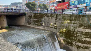 İstanbul'da Sağanak Kâbusu! Kağıthane Deresi'nde Sular Yükseldi, Taşkın Tehlikesi Gündemde