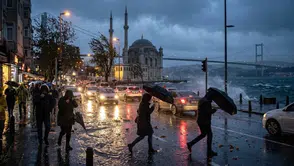Meteoroloji'den 29 Ekim Uyarısı! Antalya ve Adana'da Kuvvetli Sağanak Alarmı