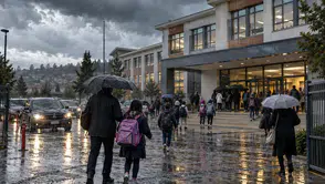 Sakarya ve Kocaeli'de Okullar Yarın da Tatil Edildi! Valiliklerden 16 Ekim Cuma Kararı
