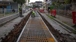 İzmir'de İZSU’dan 12 İlçede 2,5 Milyar Liralık Altyapı Hamlesi