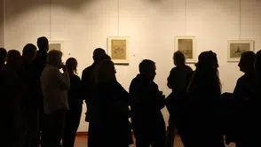 İzmir'de Romanyalı sanatçı Crihana'nın "Don Kişot" sergisi sanatseverlerle buluştu