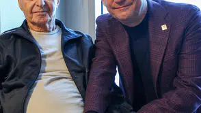 Özgür Özel, hastanede eski başkan Hikmet Çetin'i ziyaret etti, sağlık durumu hakkında bilgi aldı