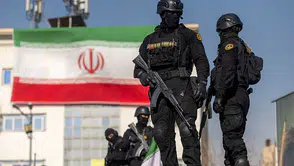 İran Devrim Muhafızları'ndan BAE'deki ABD üslerine yakın sivillere tahliye çağrısı