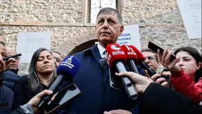 Cemil Tugay’dan Meslek Fabrikası çıkışı: “Bu sadece bina değil, İzmir’in hakkı”