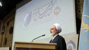 İran'da Hamaney'in ölümü sonrası geçici dini lider Ayetullah Arafi oldu