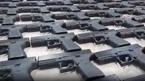 İstanbul ve Adana’da silah operasyonu: 1107 ruhsatsız tabanca ele geçirildi, 5 şüpheli yakalandı