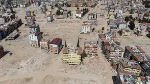 Hatay’daki deprem mağduriyetleri Meclis gündeminde: “Kira yardımı evler teslim edilene kadar sürmeli”