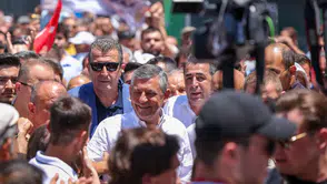 Özgür Özel: Kırıkkale’den iktidara yürüyüşümüzü durduramayacaklar!
