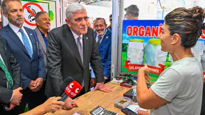 İYİ Parti lideri Dervişoğlu Tunceli Çemişgezek'te esnafla buluştu