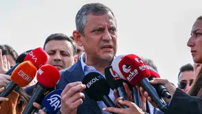 Özgür Özel: "Ekrem İmamoğlu’nun duruşmaları adalete meydan okuyor"