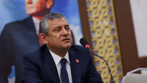 CHP'den ayrılan Özgür Özel, YENİ Parti'nin kuruluşunu duyurdu ve 91 milletvekili istifa etti