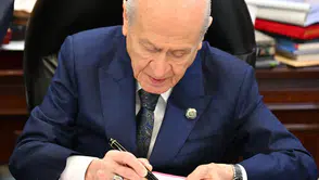 Devlet Bahçeli, "Çerçeve Yasa" teklifine imza attı; TBMM'ye sunulması bekleniyor