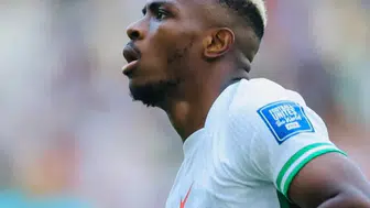 Sakatlığı nedeniyle oyundan çıkan Galatasaraylı Victor Osimhen gözyaşlarına hakim olamadı