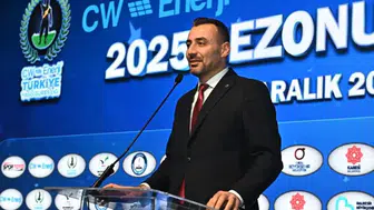 Antalya Manavgat Belediye Başkanvekili Mehmet Çiçek yağlı güreşe katkılarından dolayı ödül aldı