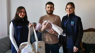 Bodrum'da "Hoş Geldin Bebek" projesi ile Eylül bebek ve ailesine ziyaret gerçekleşti