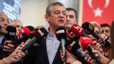 Özgür Özel: 2 milyon kişi dolandırıldı, kamu görevlileri yargılanmadan gerçekler ortaya çıkmaz!