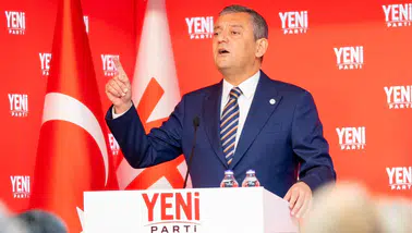 Özgür Özel: "Ya memleketi kurtaracağız ya hep birlikte kaybedeceğiz"