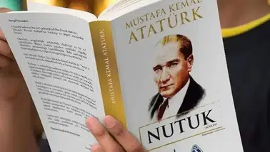 Atatürk'ün Nutuk'u 8 Farklı Dilde Hazırlandı! Dijital ve Sesli Versiyonları da Erişime Açıldı