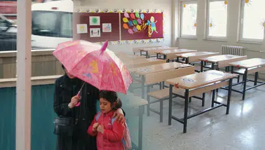 İstanbul'da Okullar Yarın da Tatil Edildi! Vali Davut Gül 16 Ekim Cuma Kararını Açıkladı