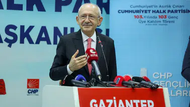 Kılıçdaroğlu: Gençler, ülkenin geleceğini inşa etme sorumluluğunu taşıyor