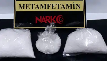 Uyuşturucu ticaretine darbe: İstanbul'da 183 kg sıvı metamfetamin ele geçirildi