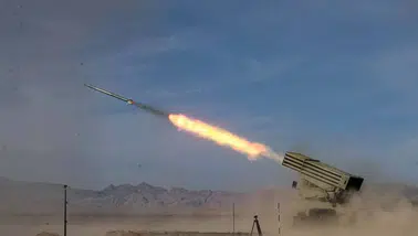 İran, İsrail'e karşı ilk kez Nasrallah füzesini fırlattı