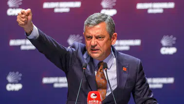 Özgür Özel’den Sert Mesaj: “Önce Seçim Sandığı, Sonra Çeyiz Sandığı Açılacak”