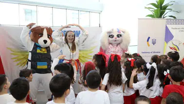 Çankaya’da 23 Nisan Coşkusu: 14 Büyükelçilikle Kültürlerarası Çocuk Buluşması