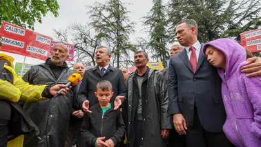 Özgür Özel’den açlık grevindeki madencilere destek: “Eninde sonunda hakkınızı alacaksınız”