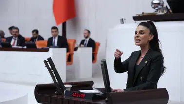 Gizem Özcan’dan Esra Işık tepkisi: “Toprağını savunmak ne zamandan beri suç?”