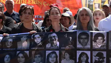 DEM PARTİ: "ALEVİLER KENDİ İNAÇLARIYLA VAR OLMAYA DEVAM EDİYOR"