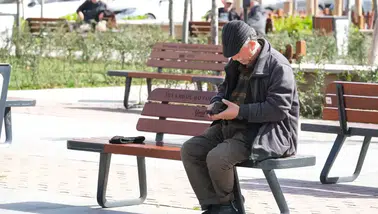 Milyonca Emekliye Kötü Haber: Zam Beklerken Kesinti Geldi, Maaş ve Gelirden Kesilecek!