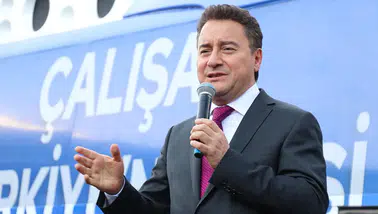 Ali Babacan: Dört kişilik ailenin geçinmesi için yoksulluk sınırı 100 bin TL!