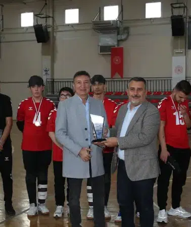 Çiğli Belediyesi'nde Görme Engelliler Golbol Turnuvası: Başarı ve Dayanışma Dolu Bir Gün