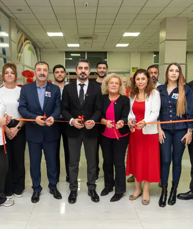 Yenişehir Belediyesi, Kadınlar İçin Seramik Atölyesi ile Cumhuriyet Bayramı'nı Kutladı