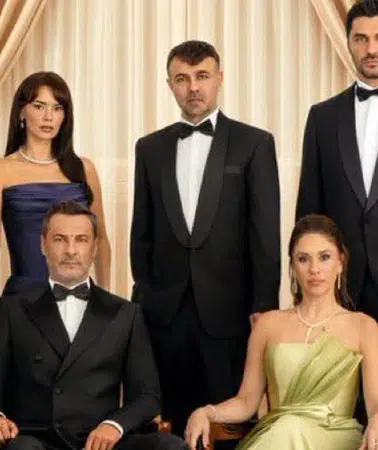 Kızılcık Şerbeti'nde büyük ayrılık! Melis Civelek ve Zeynep Gür diziden ayrıldı