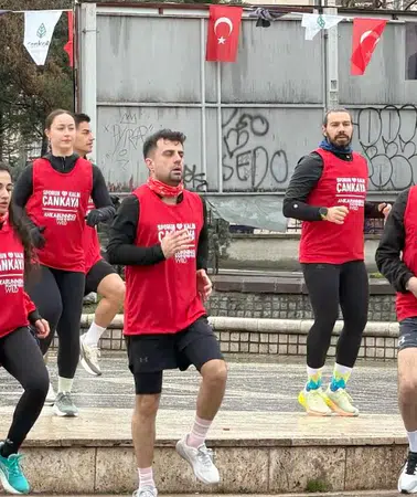 Çankaya Gençlik Koşusu, 180 sporseveri Anıttepe'de buluşturdu, spor kültürü yaygınlaşıyor!