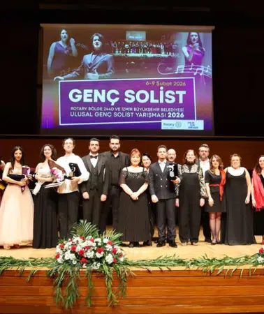İzmir'de Genç Opera Yetenekleri, Ulusal Genç Solist Yarışması'nda Sahne Aldı