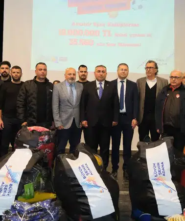 Adana'da Amatör Spora 18 Milyon TL Destek ve 35 Bin Spor Malzemesi Desteği Sağlandı