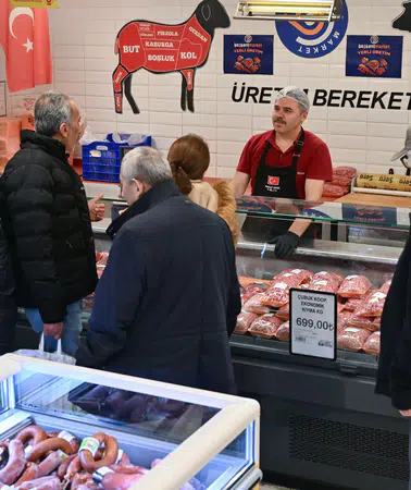 Ankara Büyükşehir Belediyesi, Ramazan süresince yerli besi etleriyle Başkent Market ve Mobil Marketlerde satış yapıyor