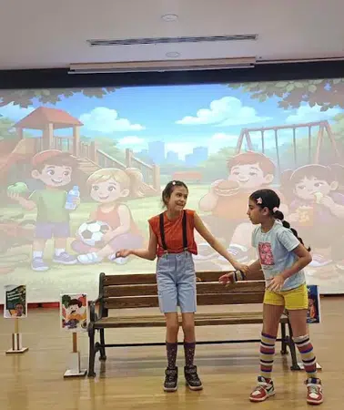 Çiğli'de çocuklar tiyatro ile hijyen ve çevre bilinci kazandı